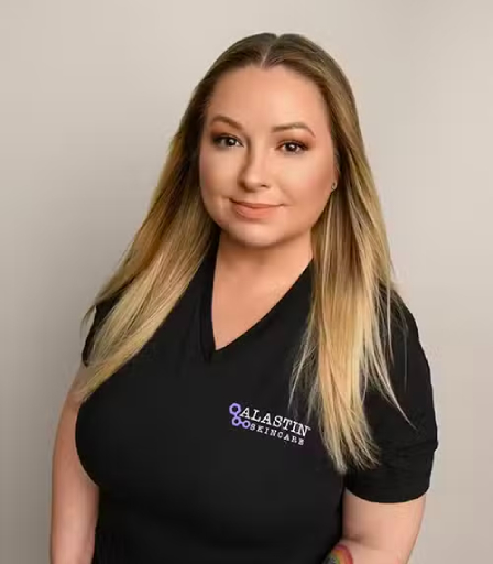 Michelle, Aesthetician